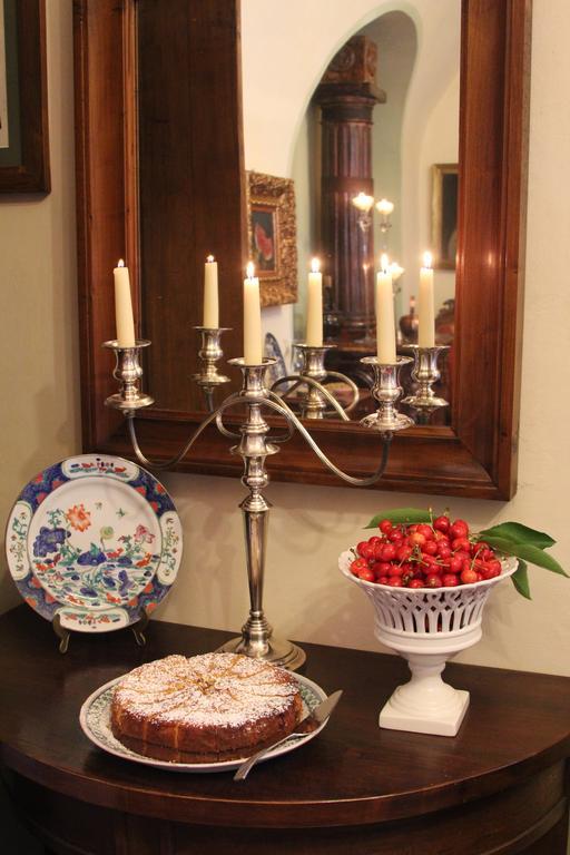 مبيت وإفطار Castello Di Strambinello المظهر الخارجي الصورة